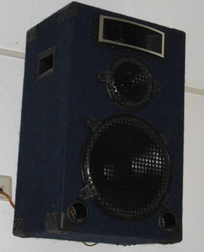 Lautsprecherboxen Handmade aus dem Schwarwald 2 x 400 W